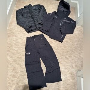TNF Triclimate jacket + snow pants. Size small (7/8)